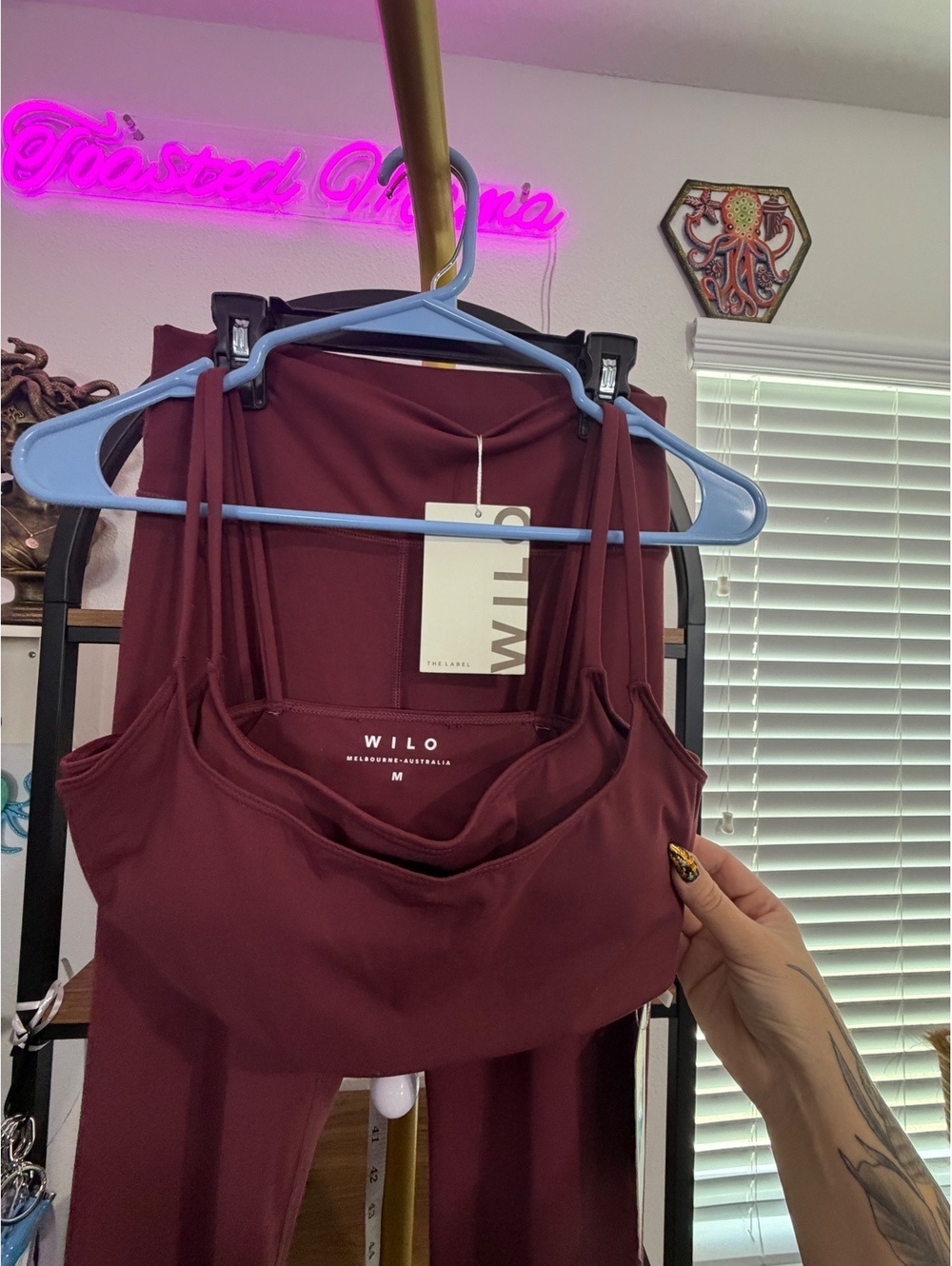 Wilo The Label 2-Piece Double Layer Bra & Legging Set in Burgundy Size Med - NWT - Picture 6 of 9